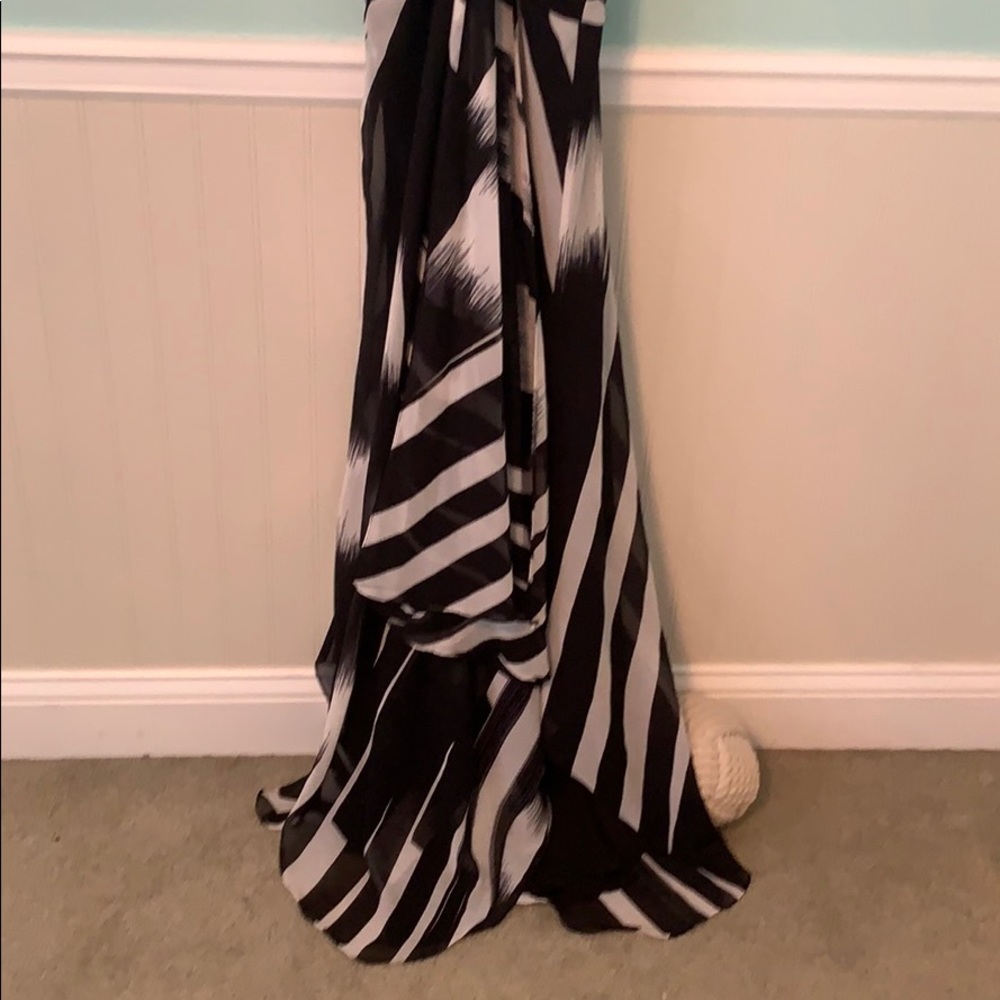 Brand new White House black market flowy dress - Picture 6 of 8
